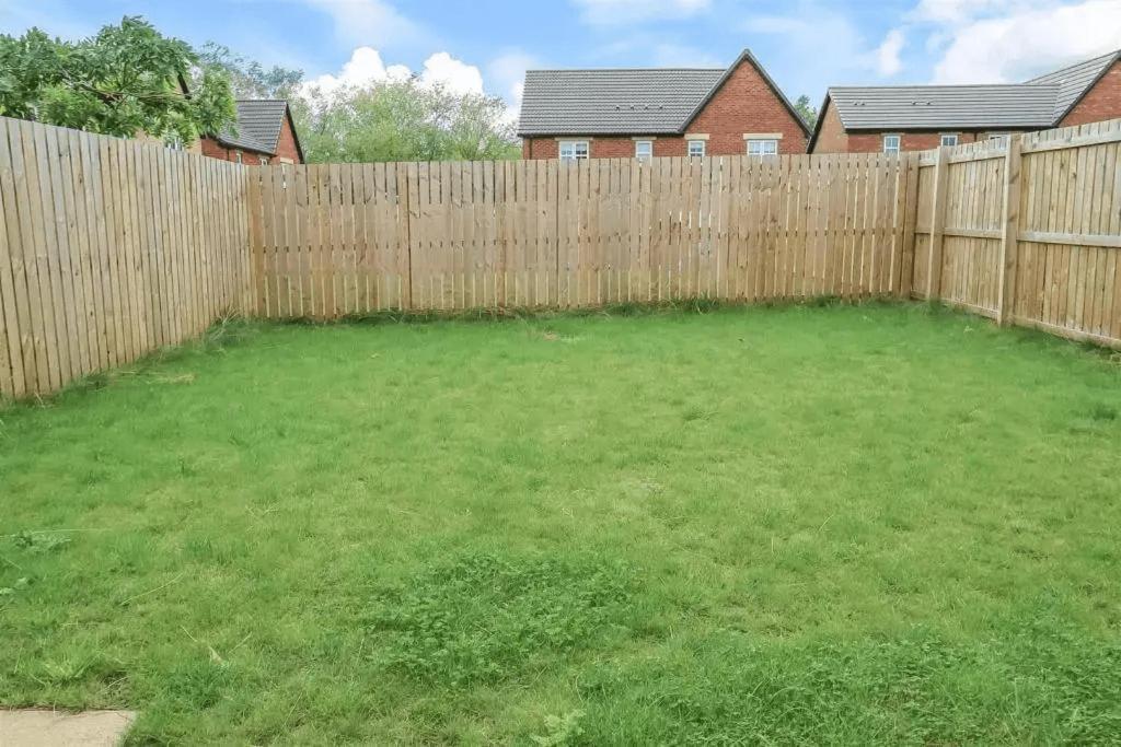 3 Bed Home In Peaceful Village Darlington Middleton One Row Exterior foto